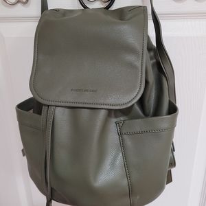 Elizabeth and James Bag